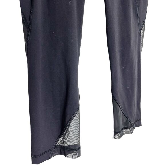 Lululemon Mesh Detailing Cropped Leggings Black Size 6 - Picture 4 of 6